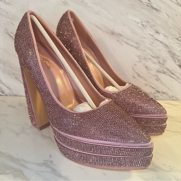 NWT Rhinestoned Block Heel Platform Pumps - Rose - Size 8.5 - Picture 7 of 17